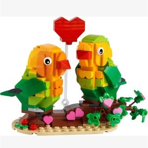 LEGO Lovebirds build set